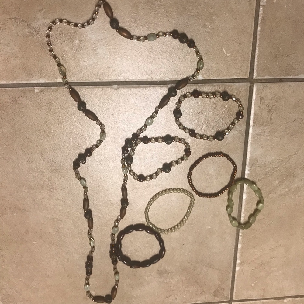 Necklace and 6 bracelets set